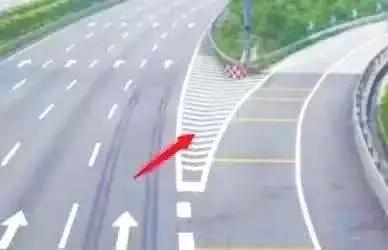 高速路上還不認識這5種標線？12分扣光沒商量，上路前務必認清